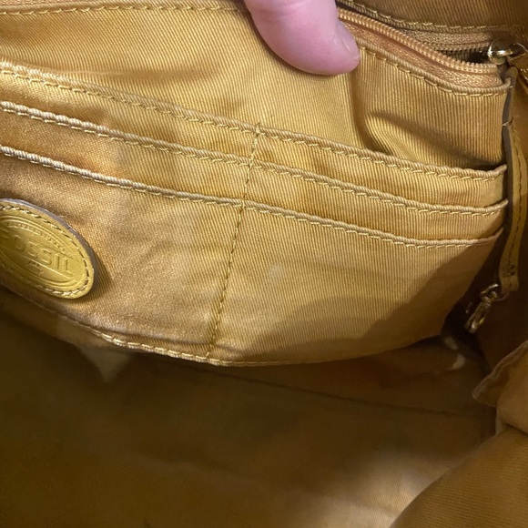 Fossil Sidney signature Cream and Tan Shoulder Bag with Pink Accents - Picture 6 of 9